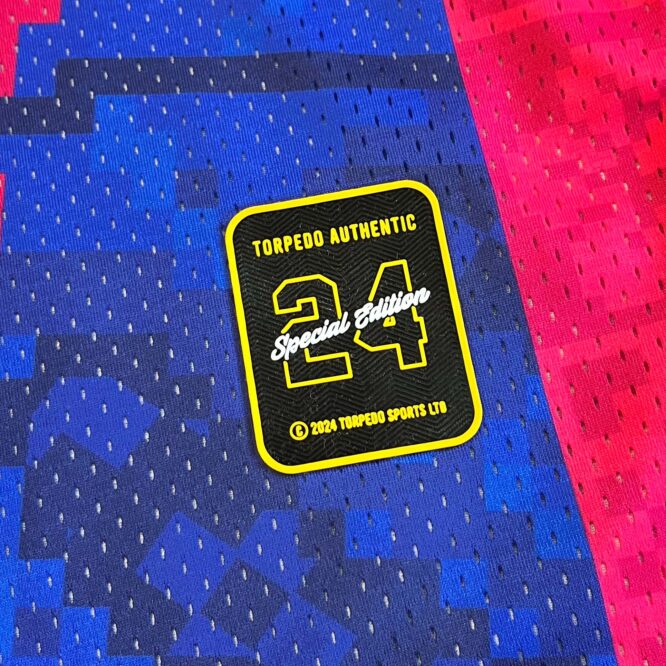 Hibiscus Pixel x Weekend Warriors Singlet - Image 2
