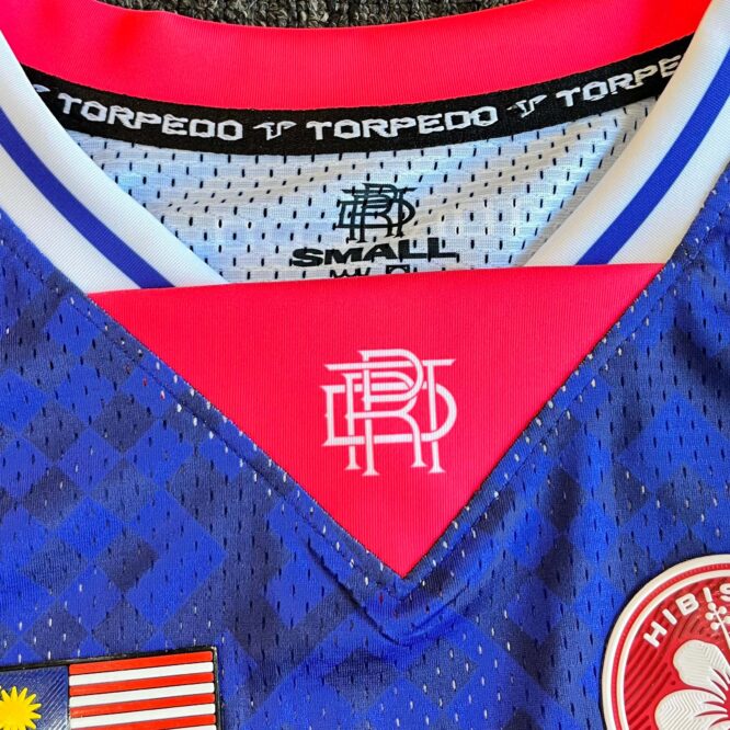 Hibiscus Pixel x Weekend Warriors Singlet - Image 5